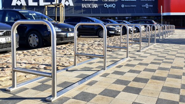 stainless steel Bicycle storage racks near the shopping center